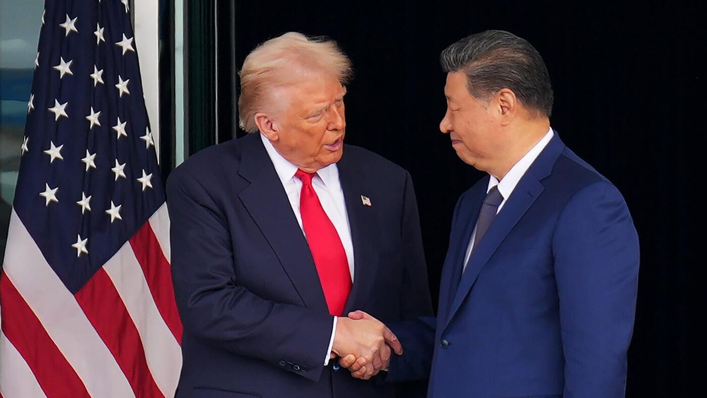 Дональд Трамп и Си Цзиньпин проводят переговоры в Пекине